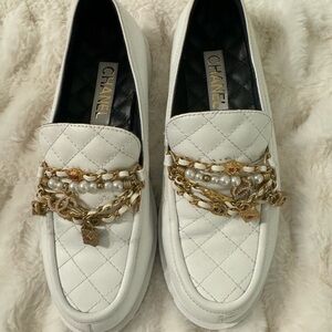 CHANEL White and Gold Quilted Flats